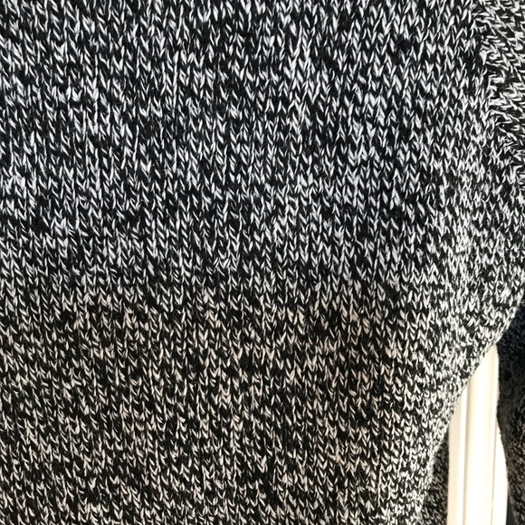 Marled black and grey sweater - Picture 7 of 7